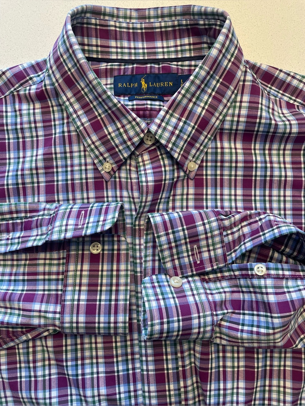 Ralph Lauren - Performance fabric plaid button up shirt Size Large
